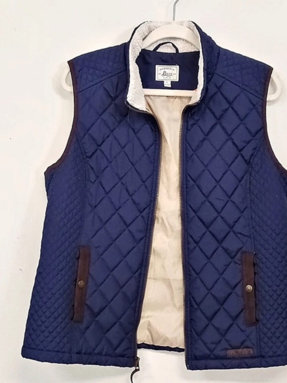 G.H. Bass & Co. Women's Navy Blue Diamond Quilted Lightweight Puffer Vest Large
